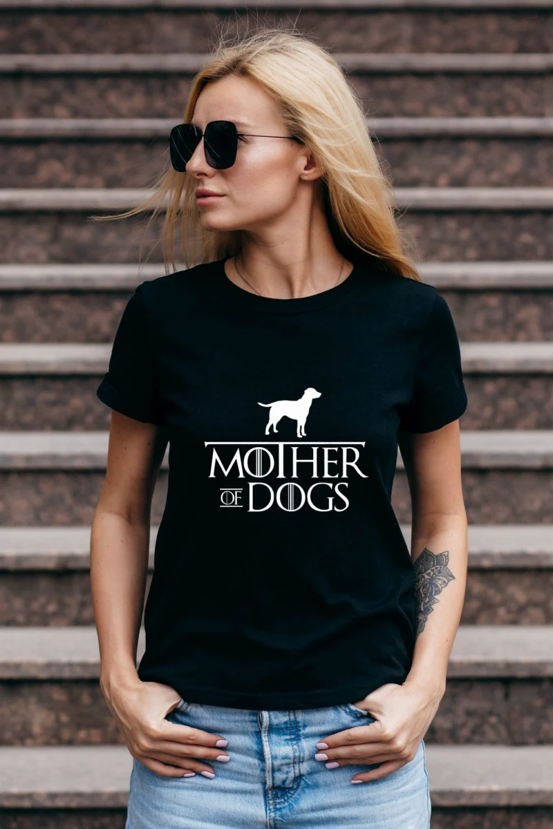 motherofdogsmodelkoszulka-min.jpg
