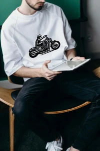 Koszulka z motorem dla motocyklisty
